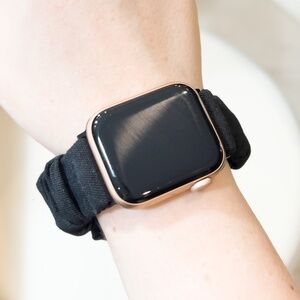 BOGO Black Scrunchie Apple Watch Strap (38/40/41mm)